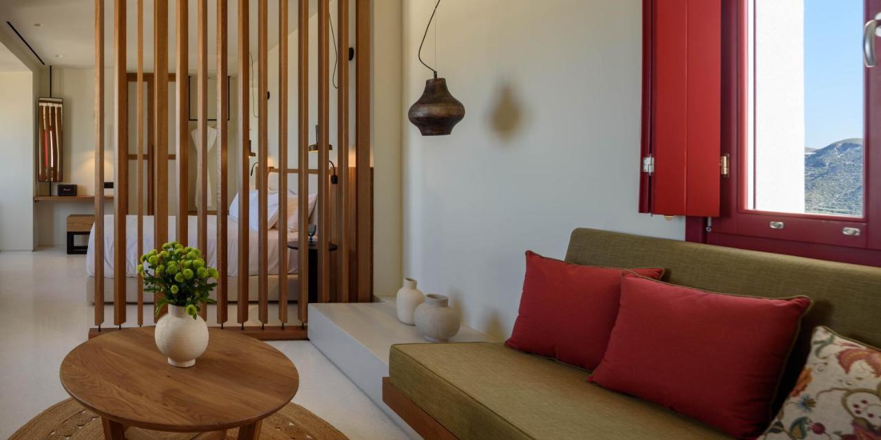 Potnia Theron Suites Akrotírion Екстериор снимка