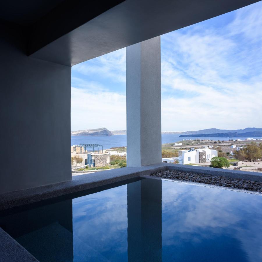 Potnia Theron Suites Akrotírion Екстериор снимка